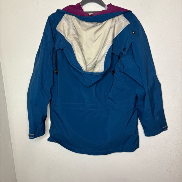 Vintage L.L. Bean Women's Blue and Purple  Rain Jacket Women's Small - Picture 8 of 11